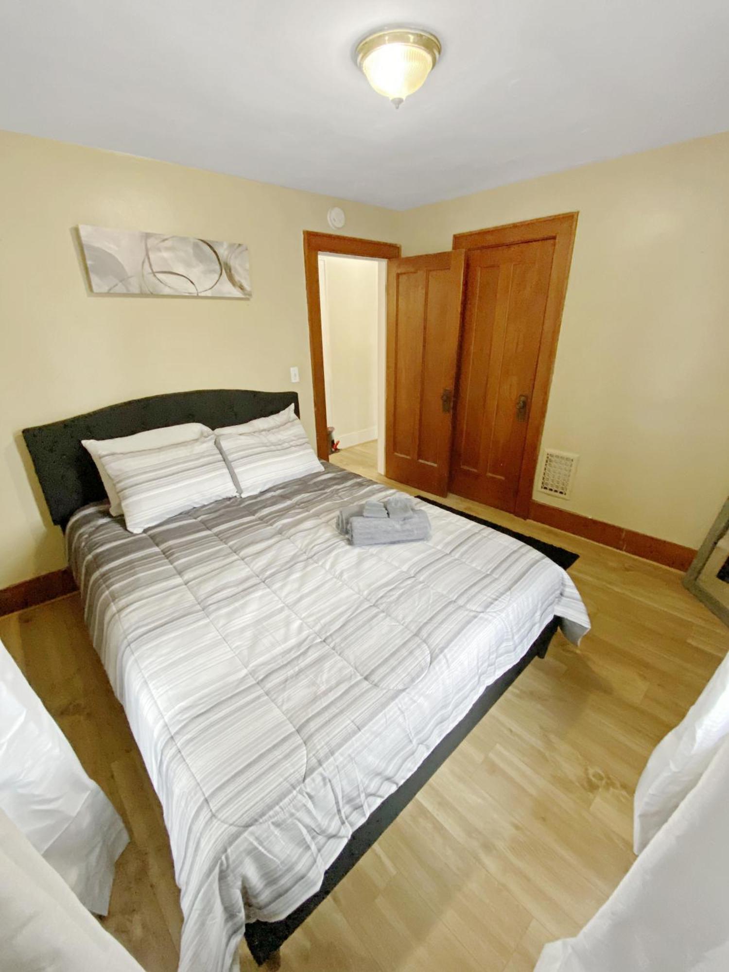 Lux 3Br, Steps From Airport, U Of R & Grocery Stores Rochester Eksteriør billede