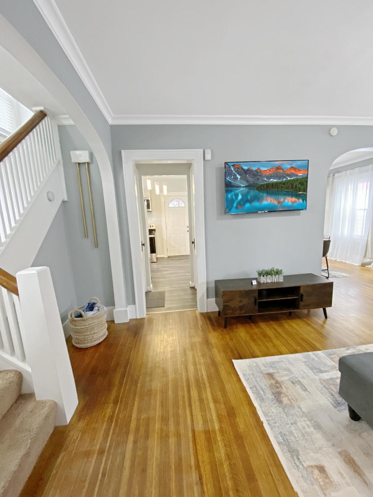 Lux 3Br, Steps From Airport, U Of R & Grocery Stores Rochester Eksteriør billede