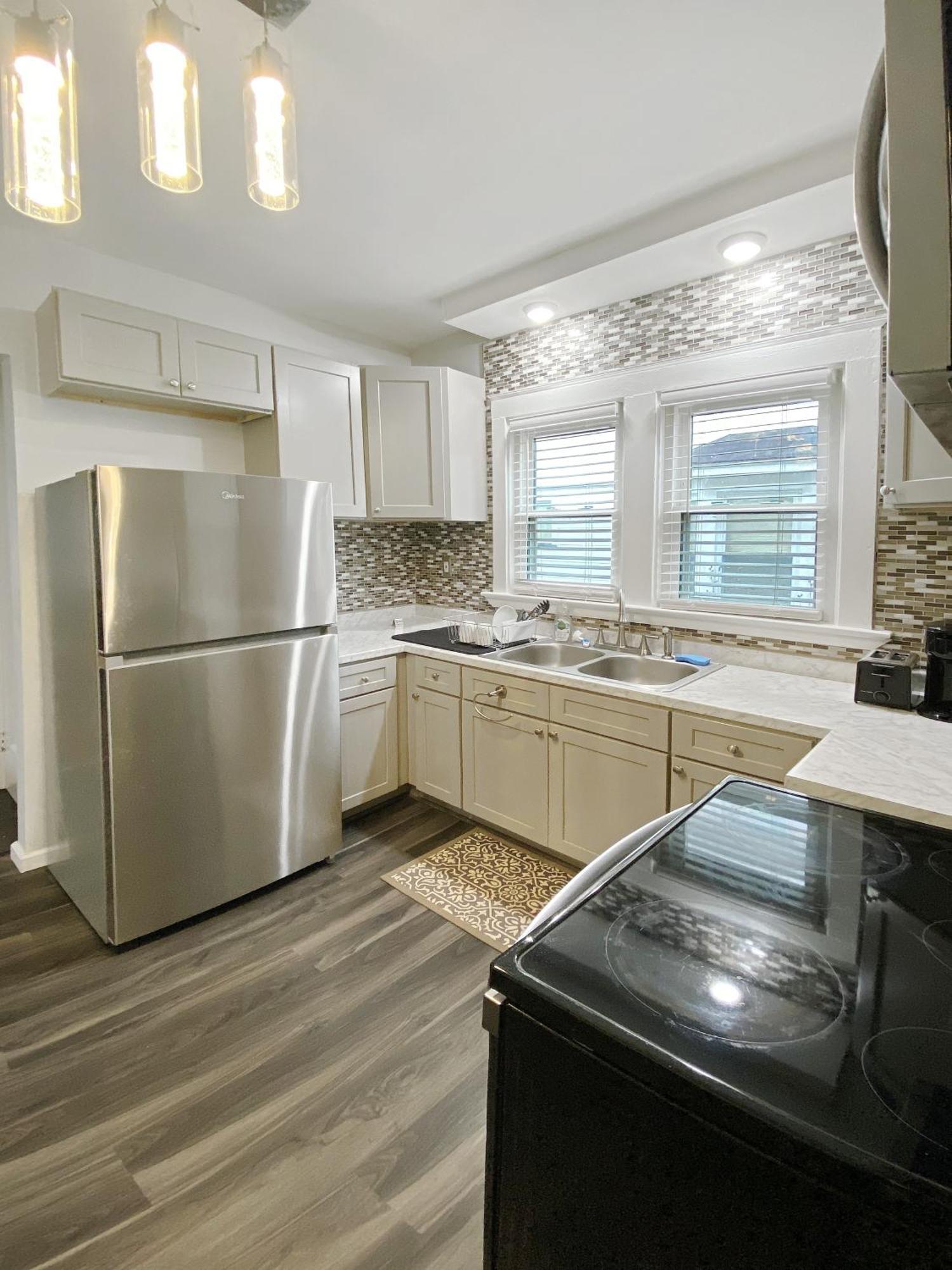 Lux 3Br, Steps From Airport, U Of R & Grocery Stores Rochester Eksteriør billede